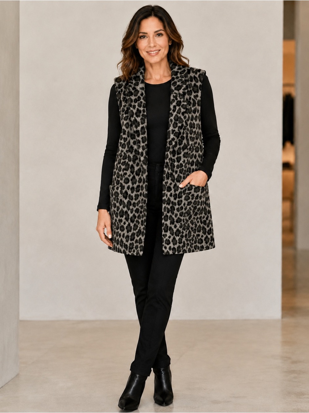 Dolce Cabo Gray and Black Leopard Print Sleeveless Vest